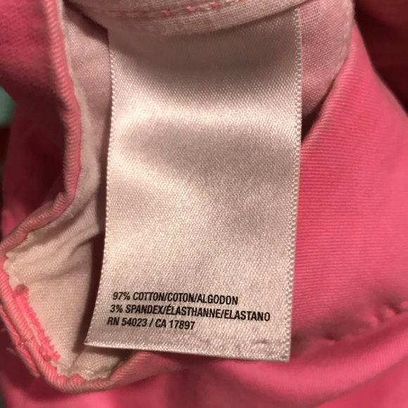 Women’s Neon Pink Khaki Shorts Size 8 Old Navy - Picture 7 of 9